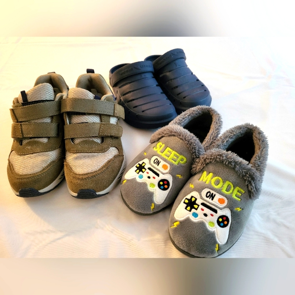 Boys Shoes 3 pairs lot - size 12 / 1XW